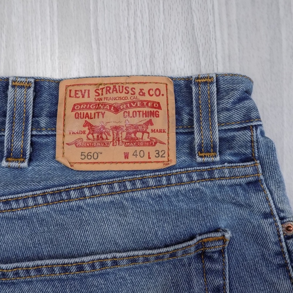 Levis 560 Comfort Fit Jeans Mens 40x32 Blue Denim Loose Tapered 00560-4886